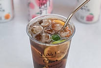 #玩心出道丨夏日DIY玩心潮饮挑战赛#桃桃西打冰美式的做法