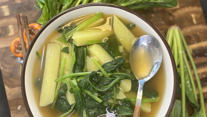秋天的秋菠！菠菜土豆汤！