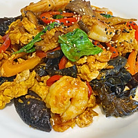 鲜虾菌菇炒蛋的做法图解11