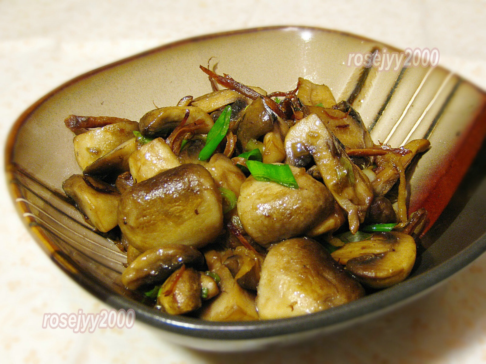 Braised mushroom with ham