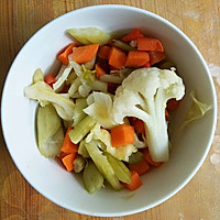 家常泡菜酸菜的做法图解3