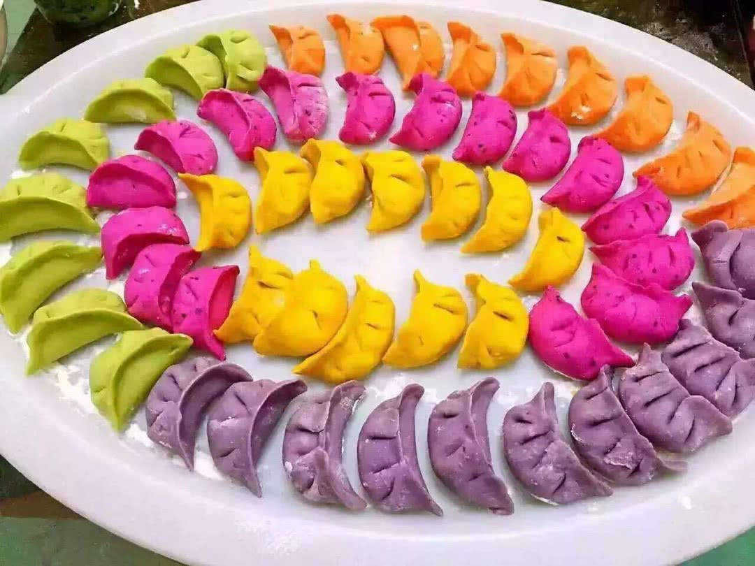 彩色饺子怎么做_彩色饺子的做法_圆圆开心厨房_豆果美食