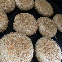 老北京芝麻烧饼的做法图解10