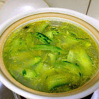 皮蛋黄瓜汤～想象不到的美味的做法图解5