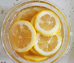 柠檬蜂糖水的做法