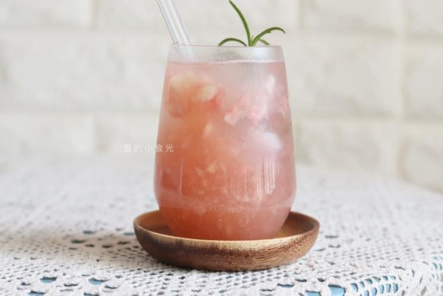 蜜桃乌龙茶的做法
