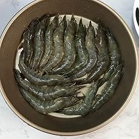 砂锅香辣虾的做法图解1