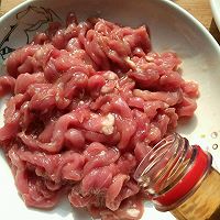京酱肉丝的做法图解1