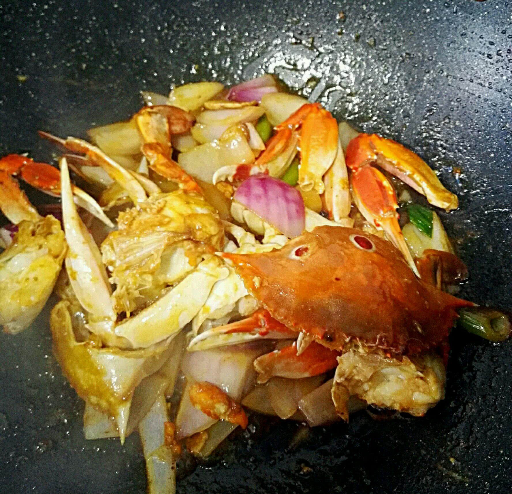 香辣螃蟹怎么做_香辣螃蟹的做法_婧妞美食_豆果美食