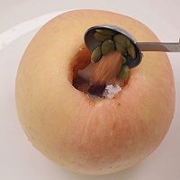 （冬日暖身刮油小甜品）肉桂烤苹果的做法图解5