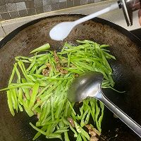 青椒肉丝～的做法图解4