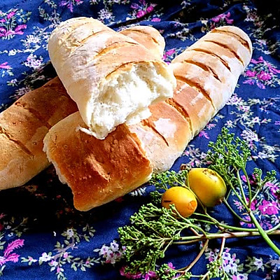新奥尔良法棍面包（俄式红菜汤绝配）