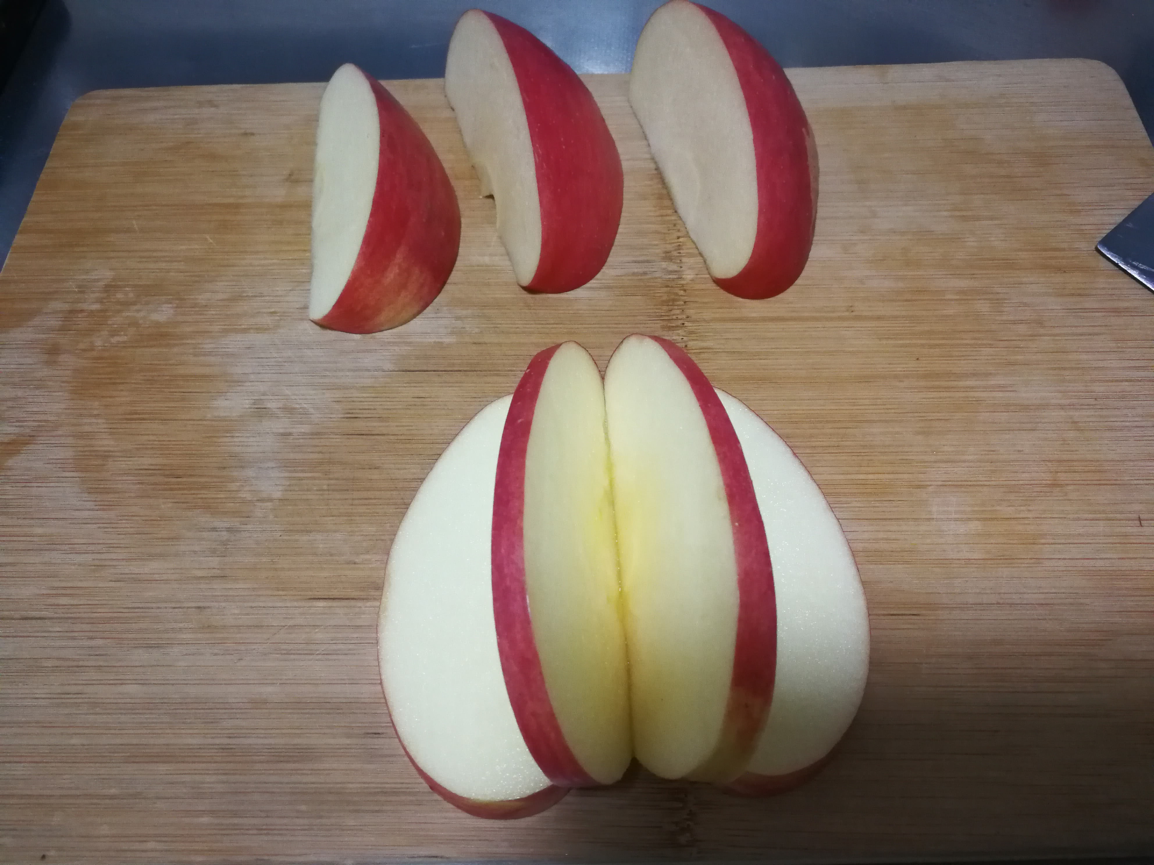 苹果的切法与摆法,苹果摆盘切法简单步骤 - 伤感说说吧