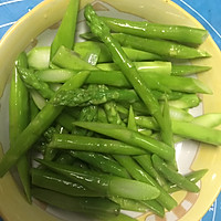 芦笋虾仁的做法图解6