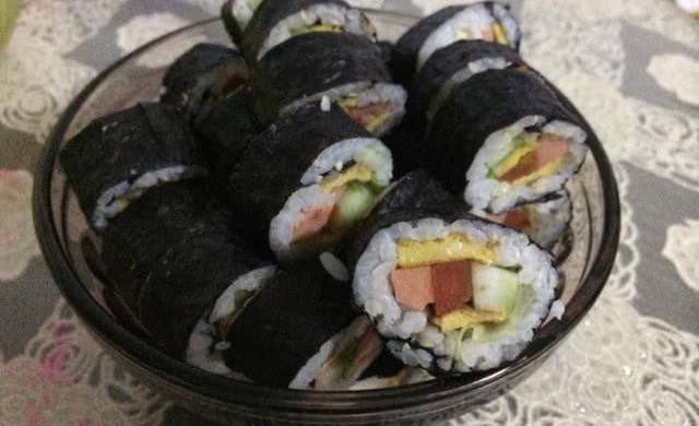 紫菜包饭