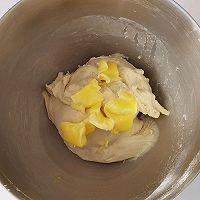 #奇妙烘焙屋#一次发酵‼️柔软拉丝奶香味十足的鲜奶排包的做法图解3