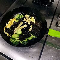 黄瓜木耳炒鸡蛋的做法图解5