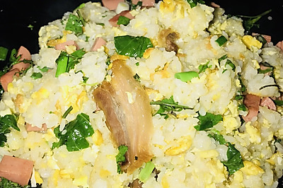 腊肉蛋炒饭