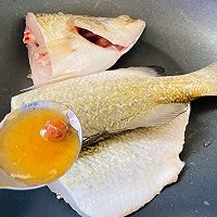 #全电厨王料理挑战赛热力开战！#梅香柠檬鱼的做法图解2