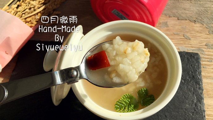 燕麦红枣养生粥