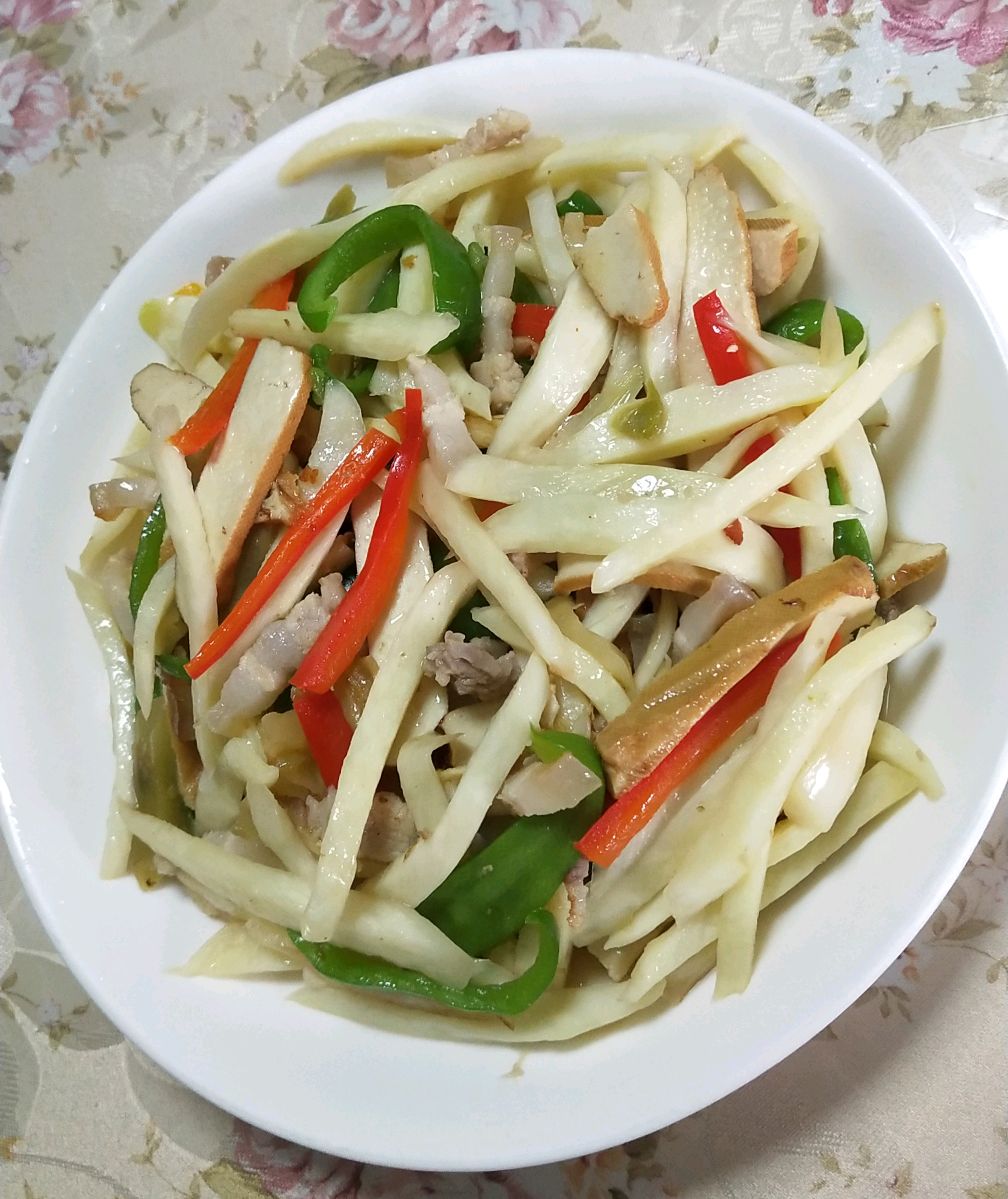 青椒肉丝豆干炒茭白的做法