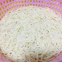 照烧鸡腿面的做法图解5