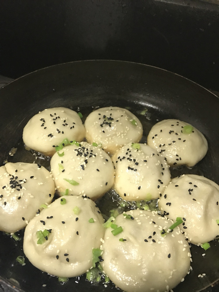 肉馅生煎包的做法