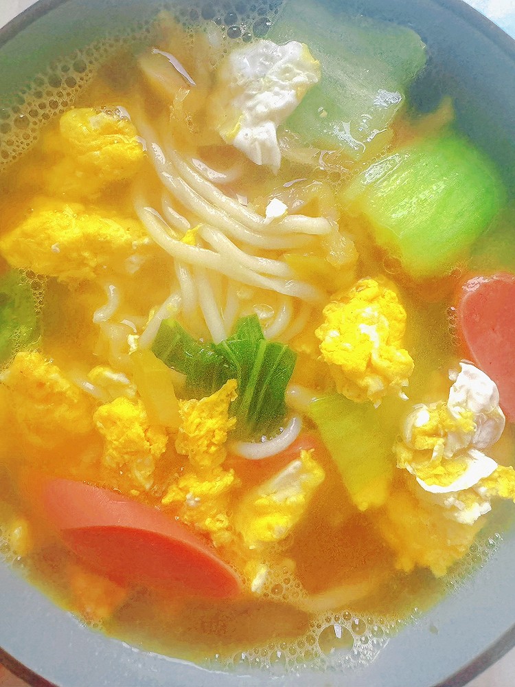 榨菜鸡蛋面的做法