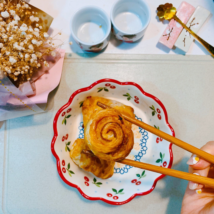 手抓饼吃法五——培根火腿酥的做法