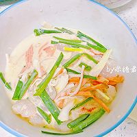 韩式小吃：海鲜葱饼的做法图解4