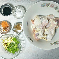 年味美食:大人小孩都喜欢的烤鸡腿~的做法图解1