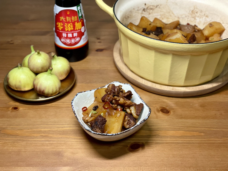 粤式牛腩萝卜煲的做法
