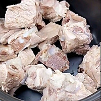 玉米排骨汤清甜营养又健康，做法还很简单的做法图解4