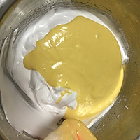 8寸鸭蛋戚风蛋糕的做法图解7