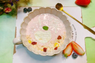 草莓奶昔
