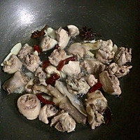 小鸡炖蘑菇的做法图解3