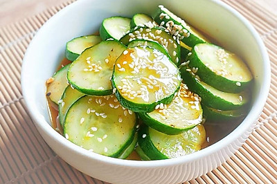 酸梅酱小黄瓜