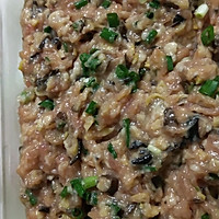 香菇笋尖肉包的做法图解2