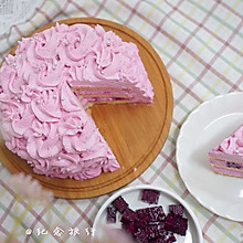粉紫色的恋人--红心火龙果奶油蛋糕