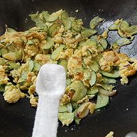 黄瓜煎鸡蛋的做法图解9