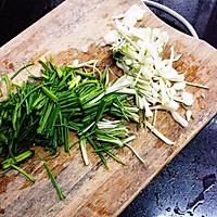 【野葱煮粉干】的做法图解2