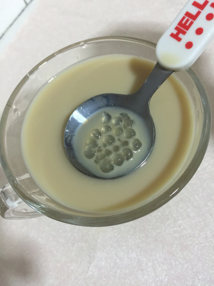 自制珍珠奶茶的做法