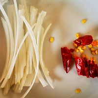 凉拌青椒土豆丝的做法图解3