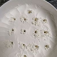 普通面粉变成蛋糕粉(低筋面粉)的做法图解3