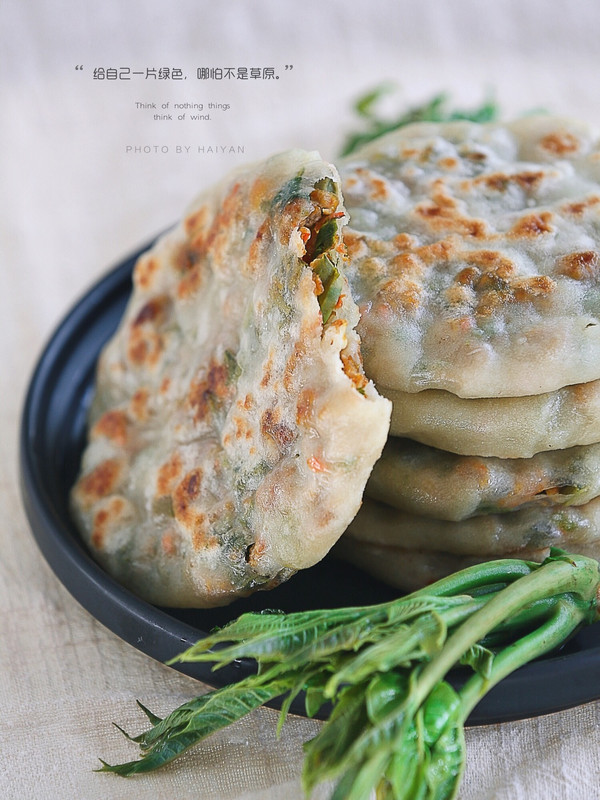 皮薄馅大的干烙馅饼--香椿馅饼