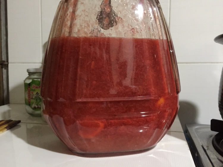 养颜草莓酒的做法图解6