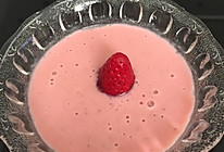 草莓香蕉酸奶甜品的做法