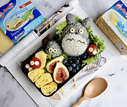 金枪鱼海苔肉松龙猫饭团#安佳儿童创意料理#的做法