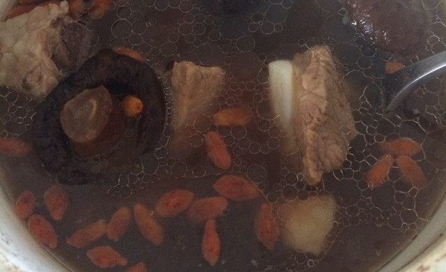 冬菇排骨汤