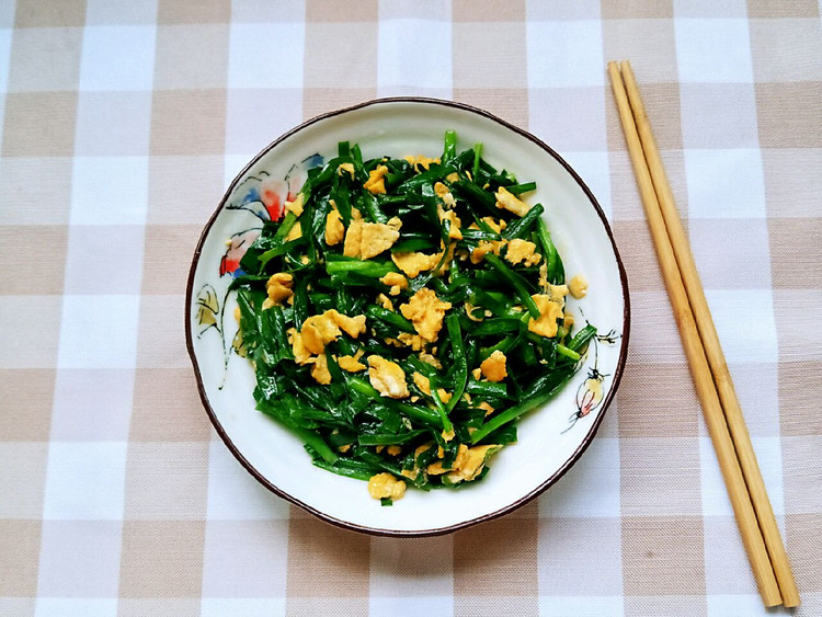 韭菜炒鸡蛋的做法